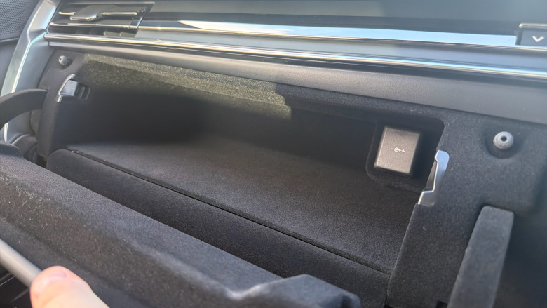 Land Rover Range Rover 4.4 P615 V8 SV 4dr Auto Petrol Estate